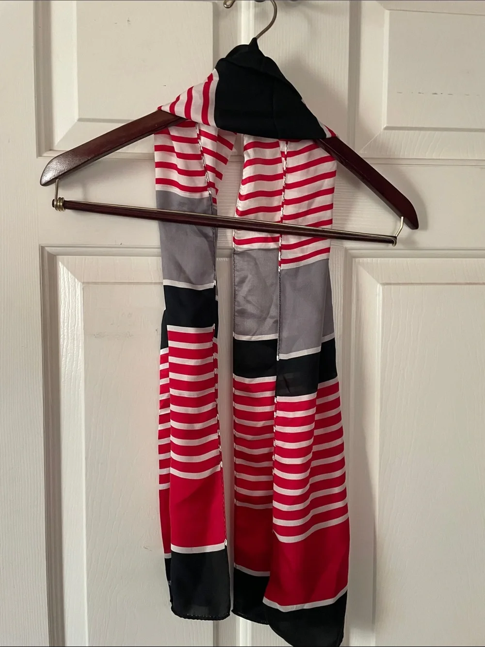 VTG ANNE KLEIN SILK SCARF
